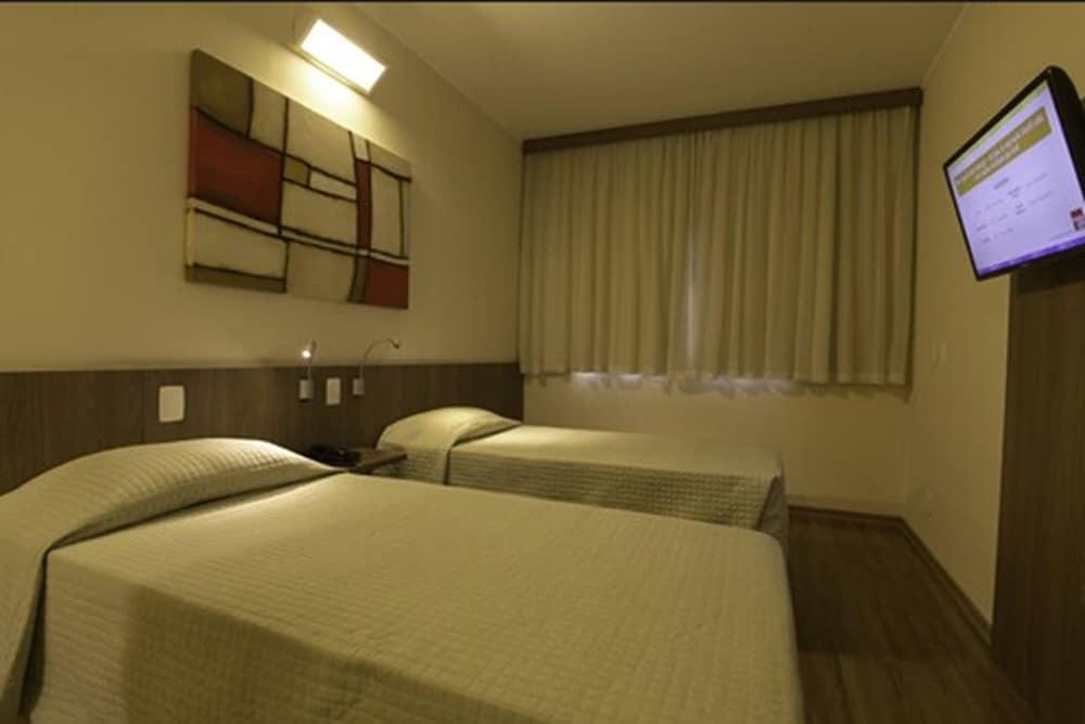 Hotel Mega Polo